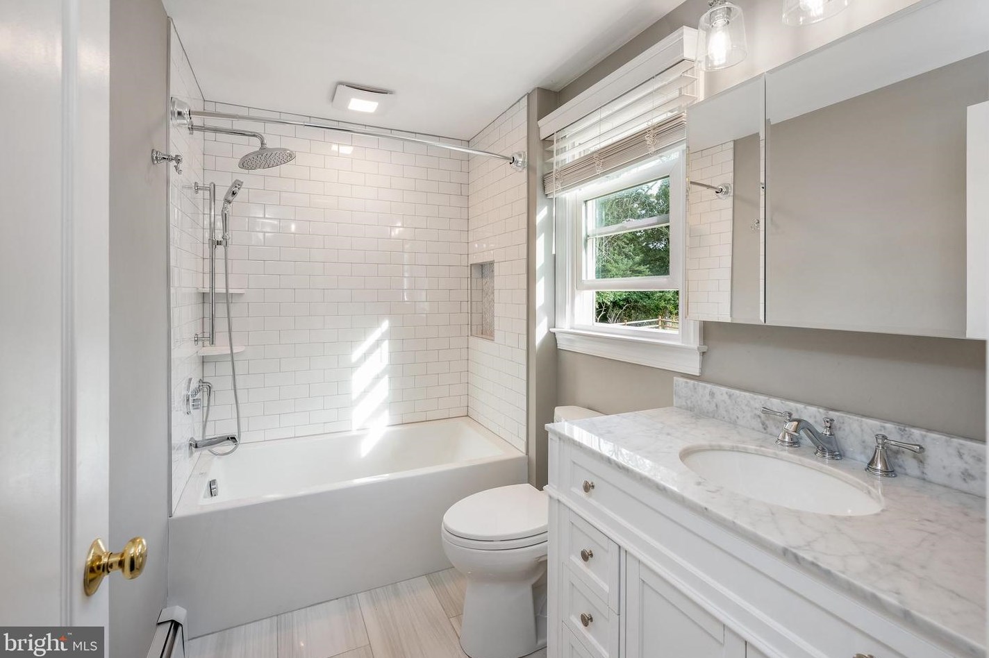 1511 Fox Run Dr, Romansville PA  19320-4725 exterior