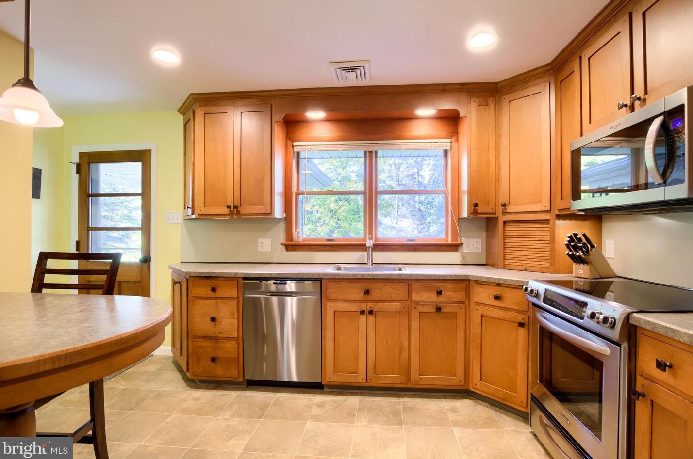 629 Kline Ave, Pottstown PA exterior