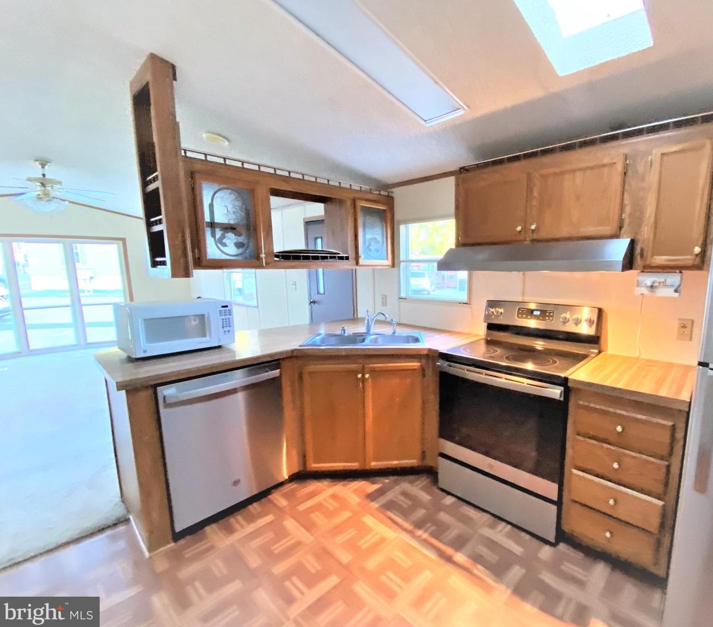 7 Maplewood Dr, Romansville PA  19320-1500 exterior