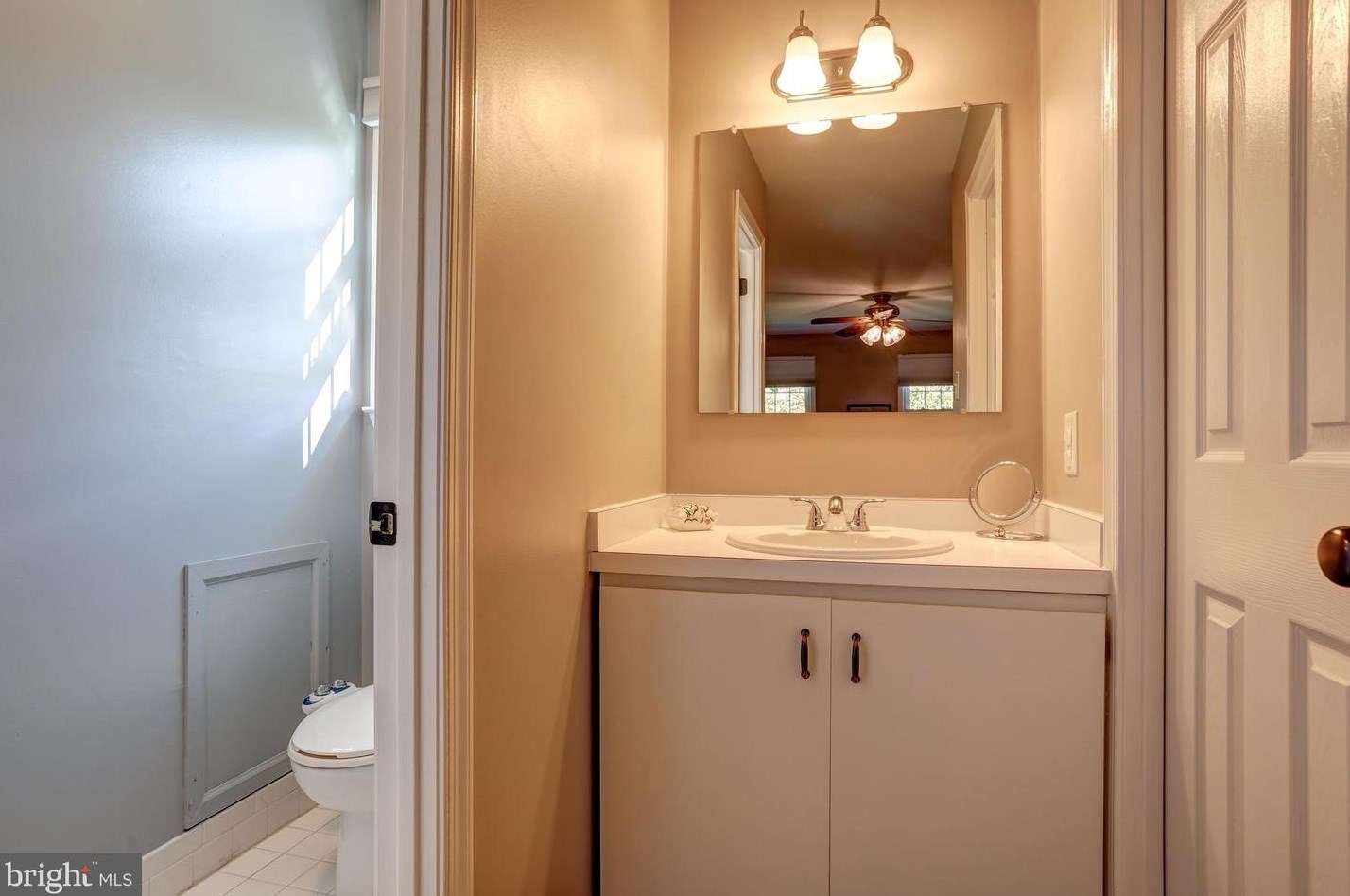 1119 Nobb Hl Dr, West Chester PA 19380-1844 exterior