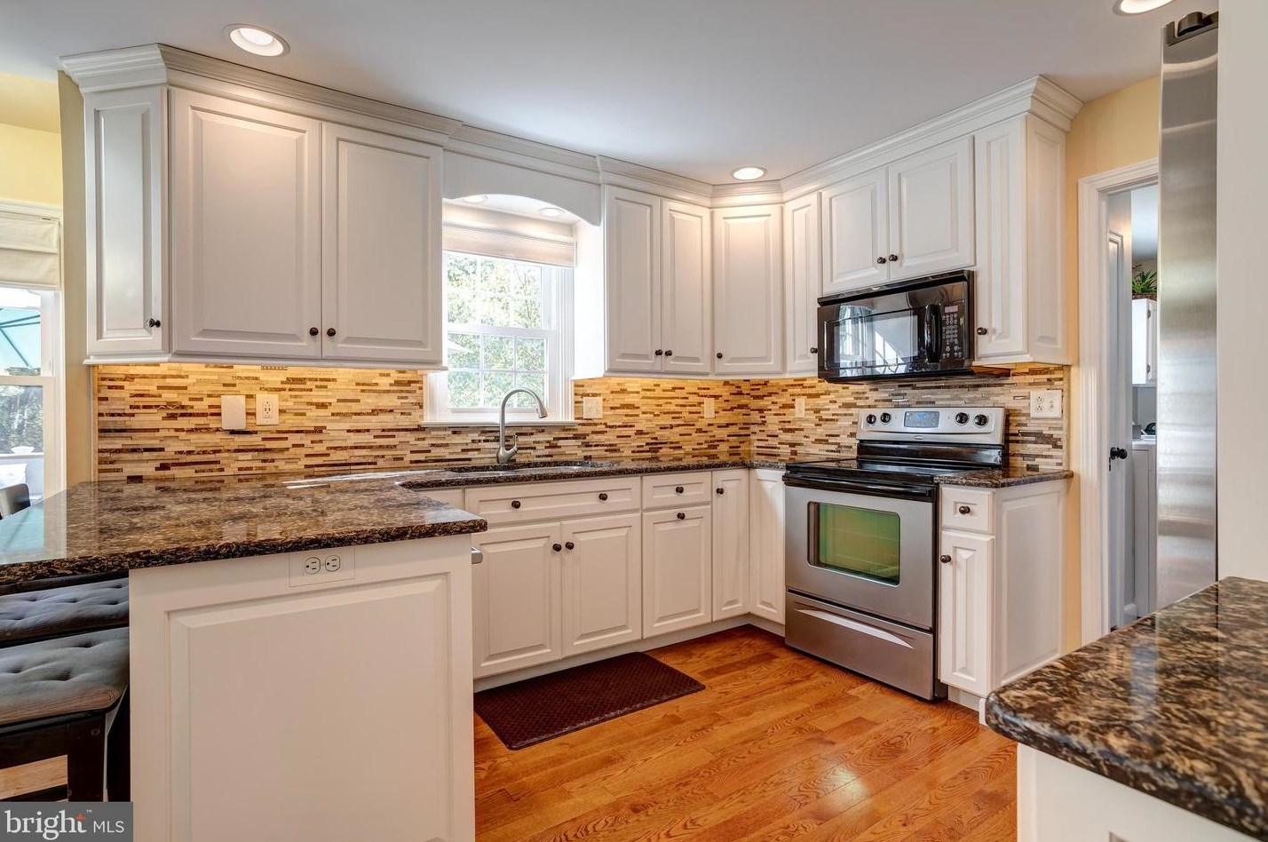 1119 Nobb Hl Dr, West Chester PA 19380-1844 exterior