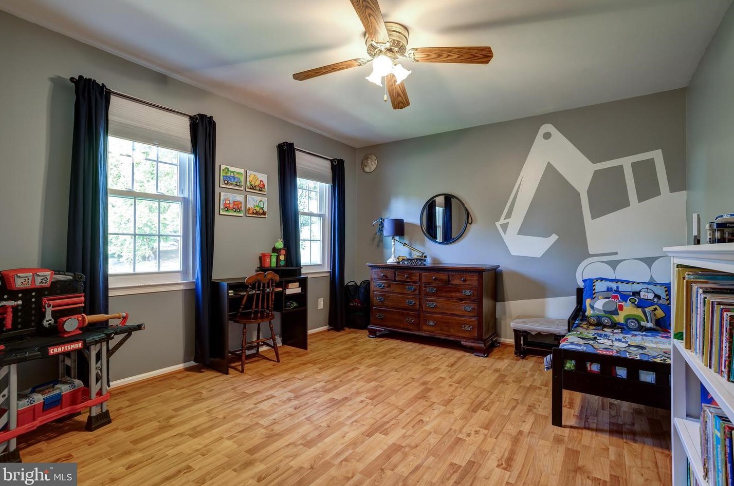 1119 Nobb Hl Dr, West Chester PA 19380-1844 exterior