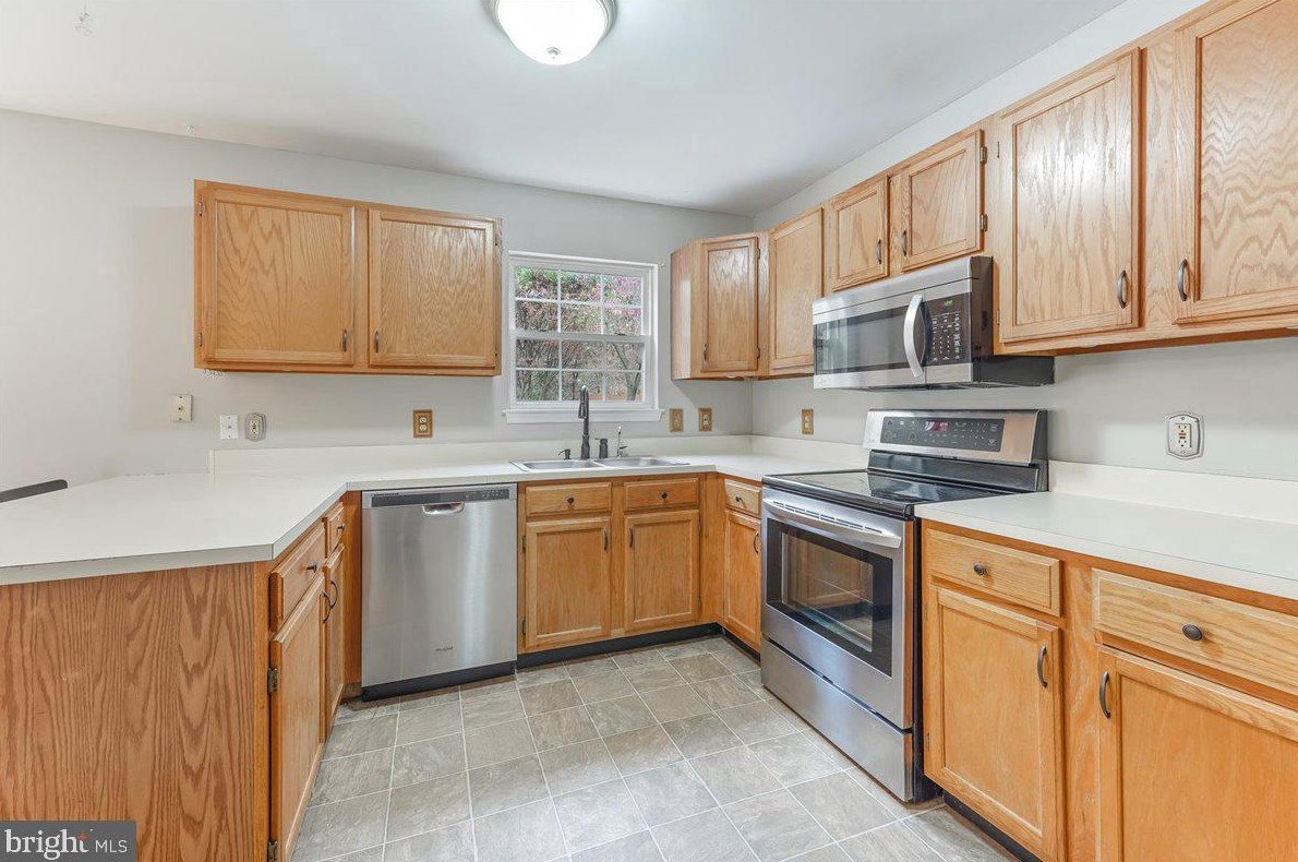 301 Revere Ct, Romansville PA  19320-5923 exterior