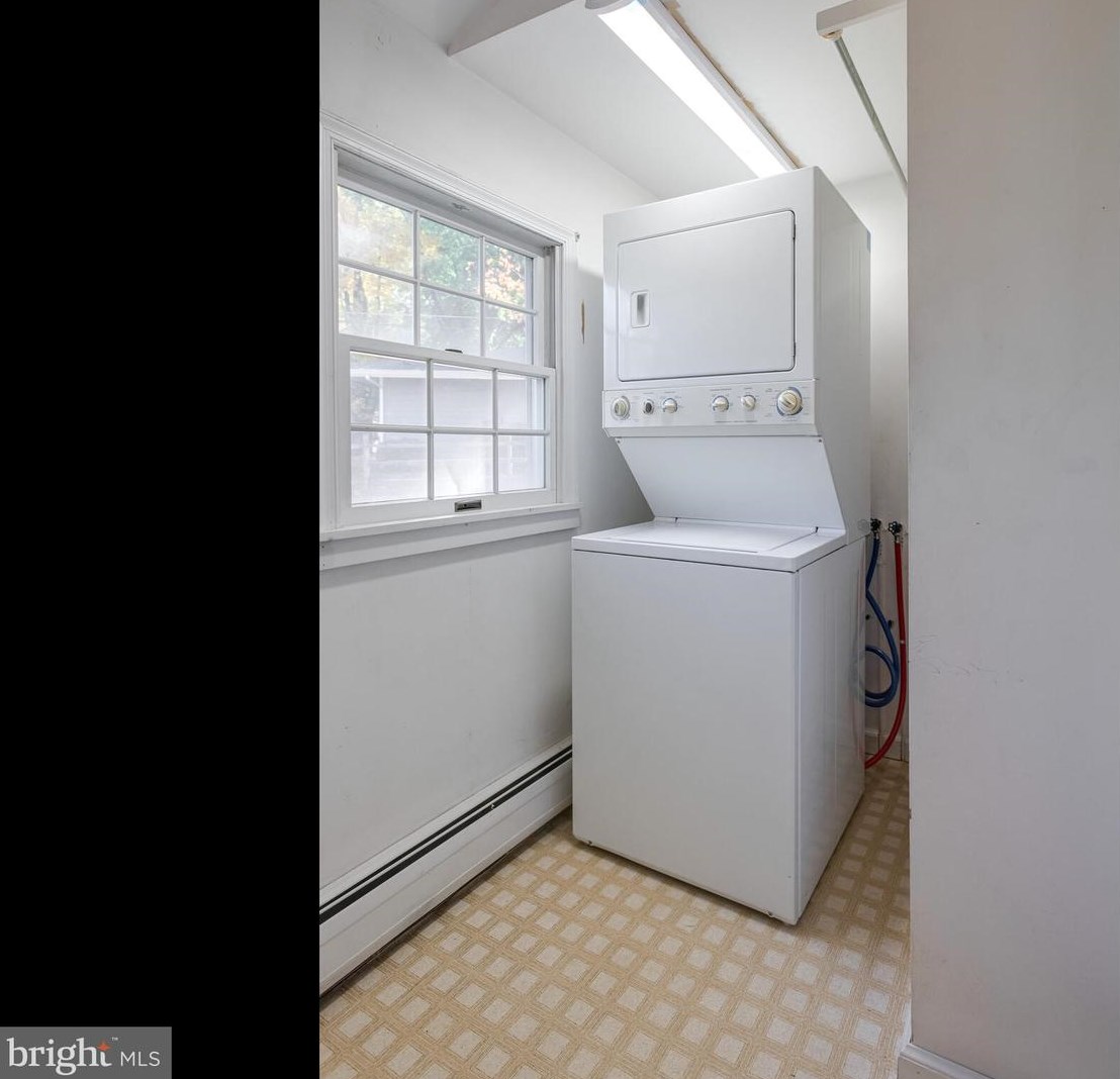 315 Oak Ln, Exton PA  19341-2129 exterior