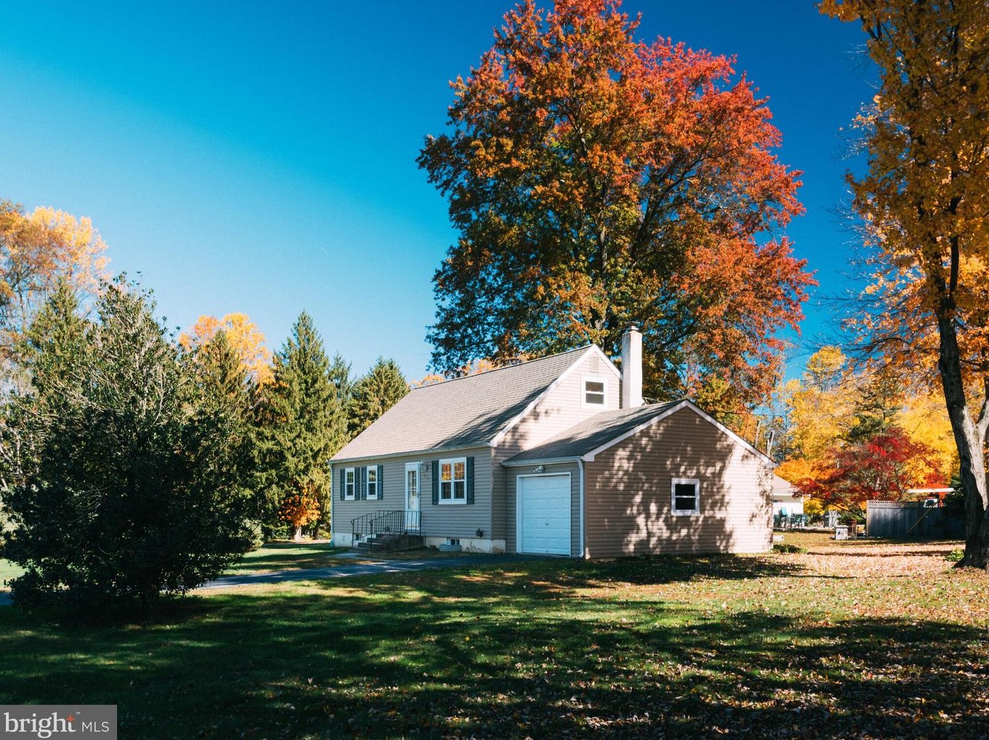 315 Oak Ln, Exton PA  19341-2129 exterior