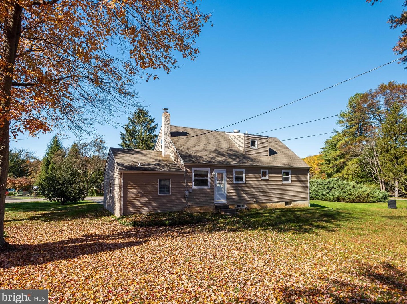 315 Oak Ln, Exton PA  19341-2129 exterior