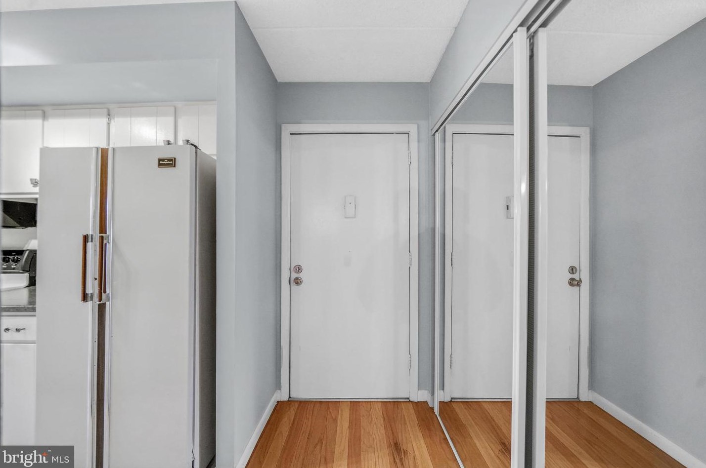 1807 Valley Dr, West Chester PA  19382-6491 exterior