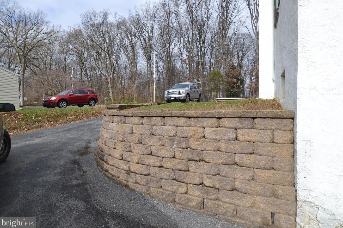 1102 Kings Hwy, Romansville PA  19320-1930 exterior