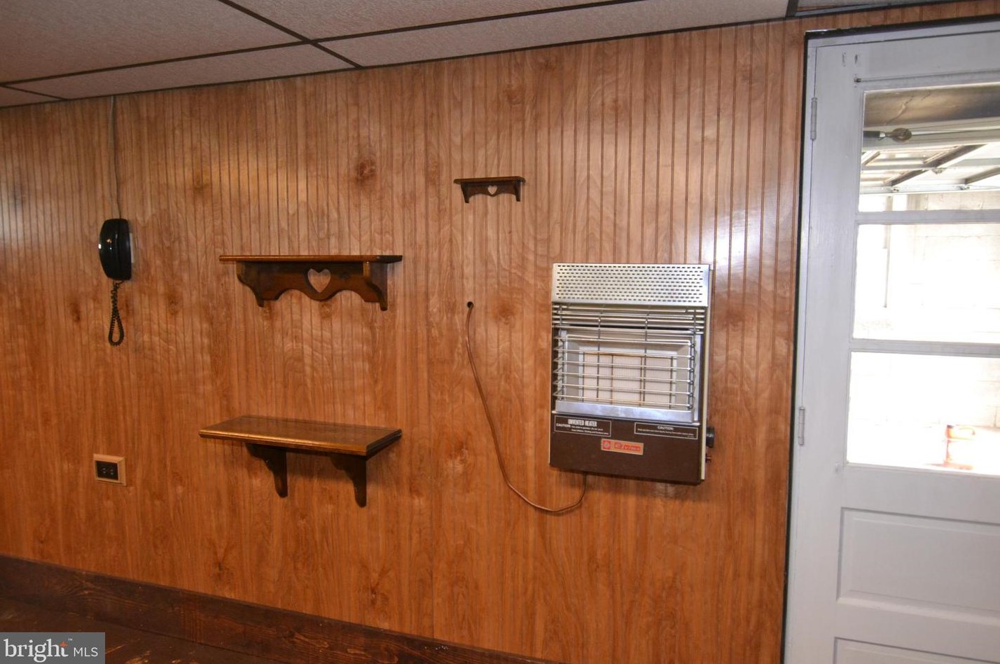 1102 Kings Hwy, Romansville PA  19320-1930 exterior