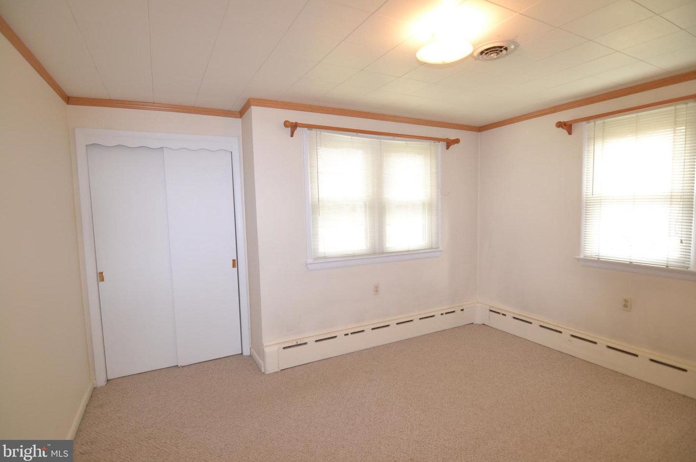 1102 Kings Hwy, Romansville PA  19320-1930 exterior