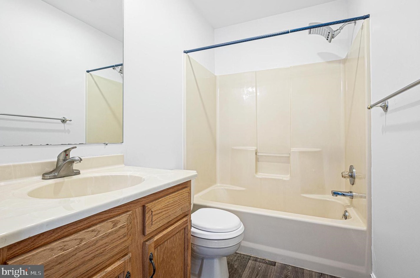 951 Little Elk Crk Rd, Oxford PA 19363-2814 exterior