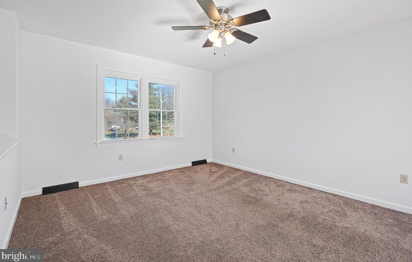 951 Little Elk Crk Rd, Oxford PA 19363-2814 exterior