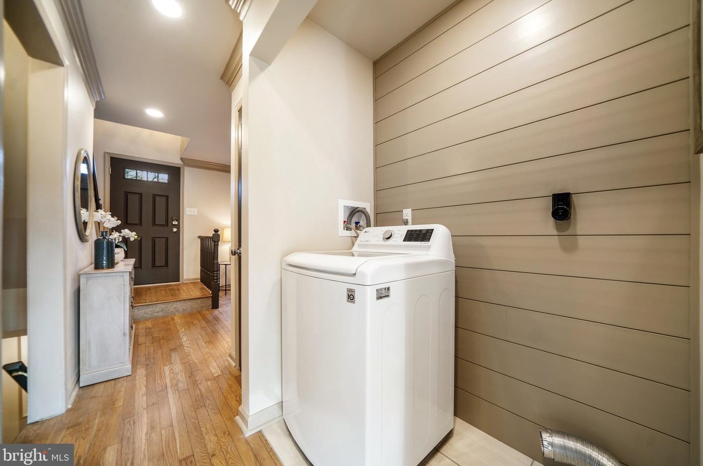 102 Everest Cir, West Chester PA  19382-6348 exterior