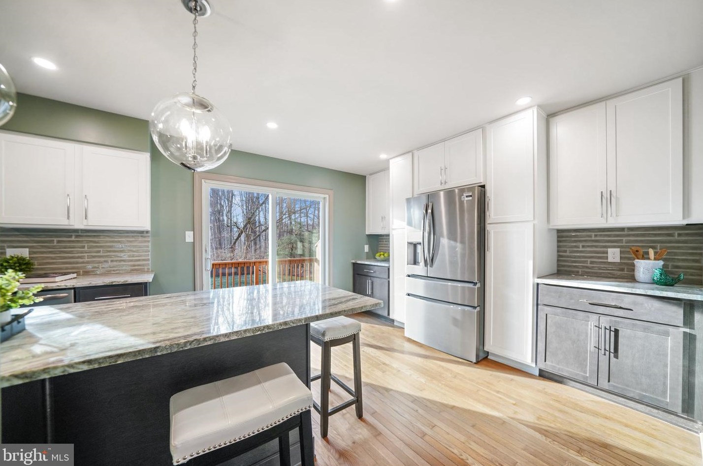 102 Everest Cir, West Chester PA  19382-6348 exterior