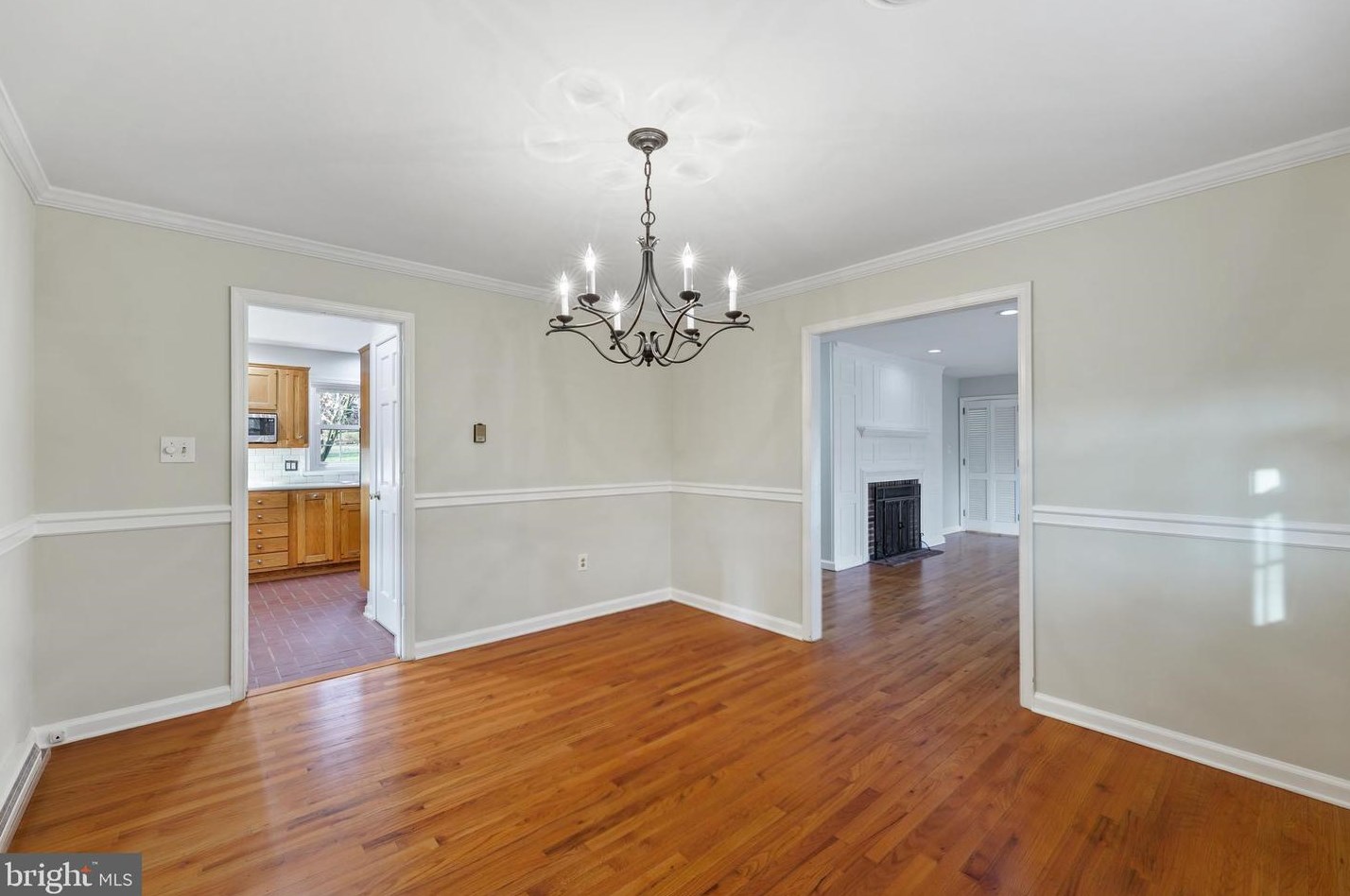 914 Springwood Dr, West Chester PA  19382-2122 exterior