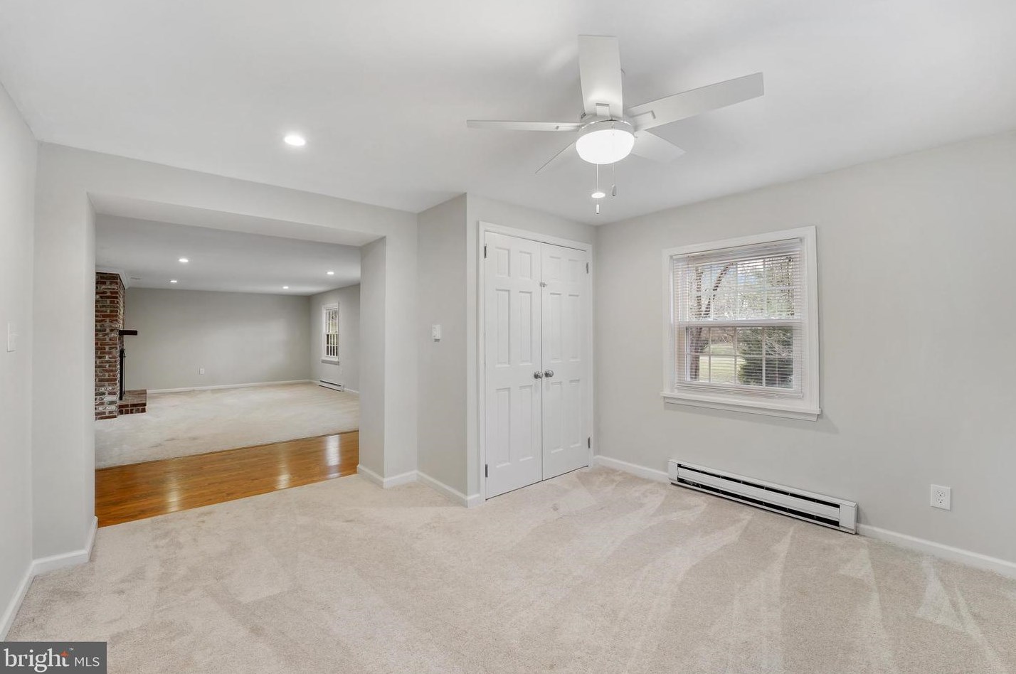 914 Springwood Dr, West Chester PA  19382-2122 exterior