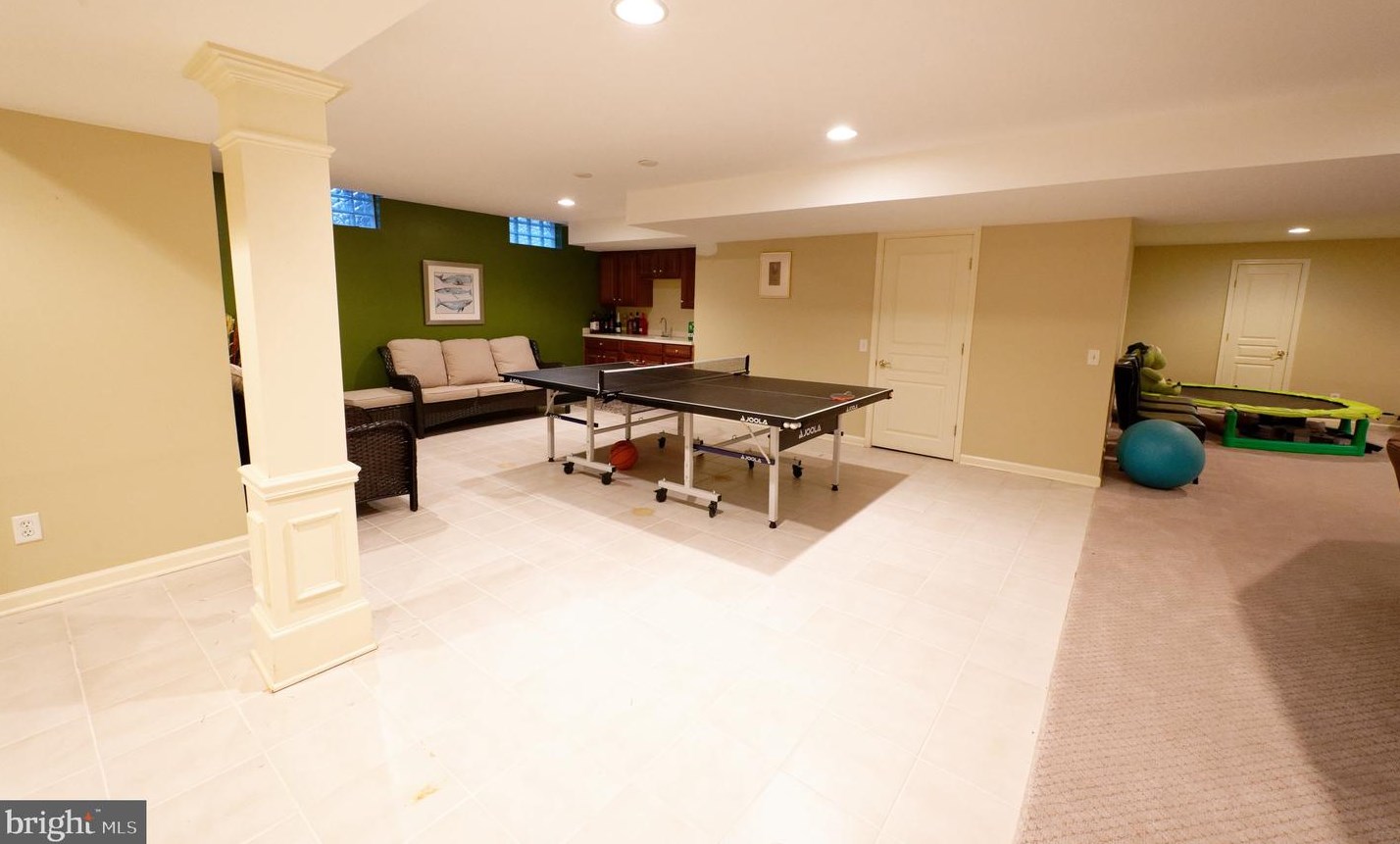 161 Applegate Dr, West Chester PA  19382-5587 exterior