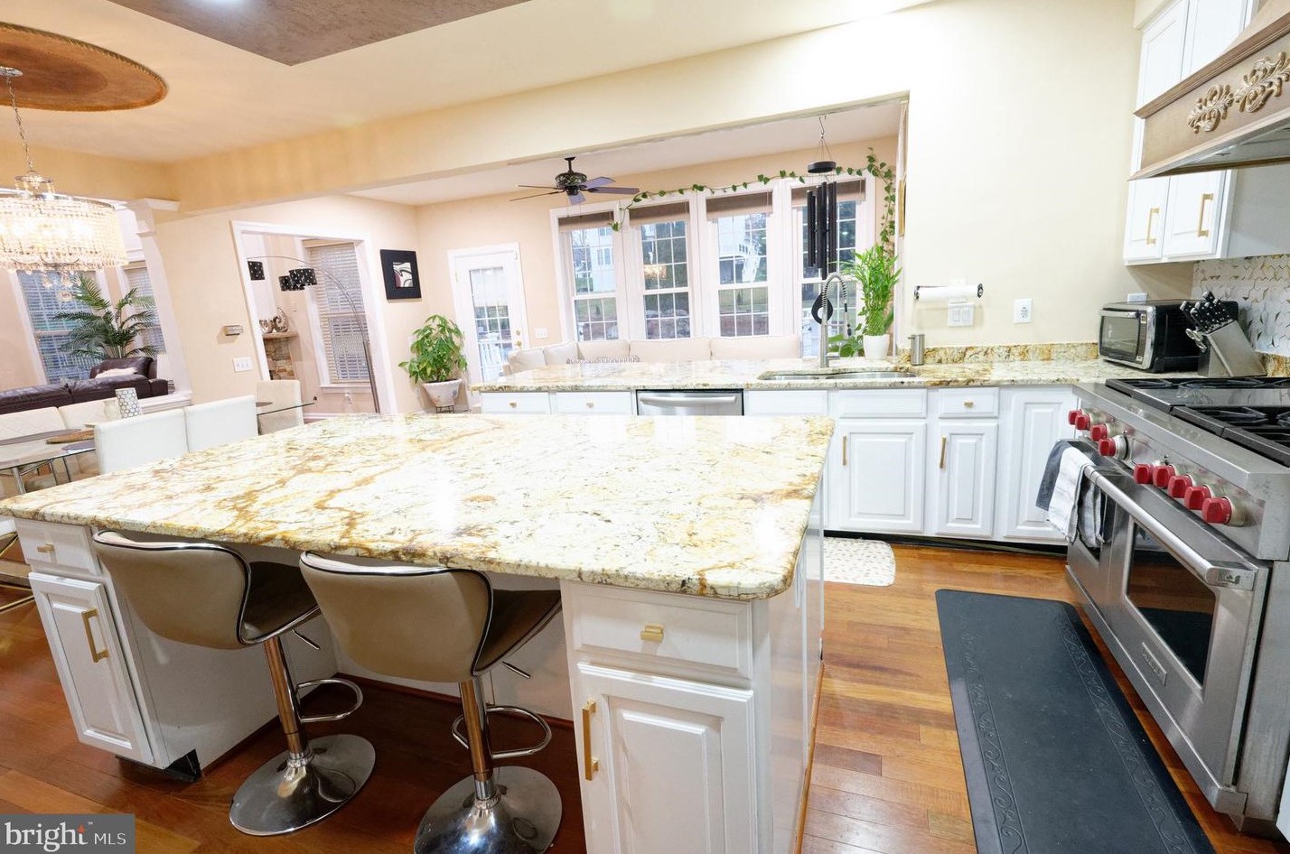 161 Applegate Dr, West Chester PA  19382-5587 exterior