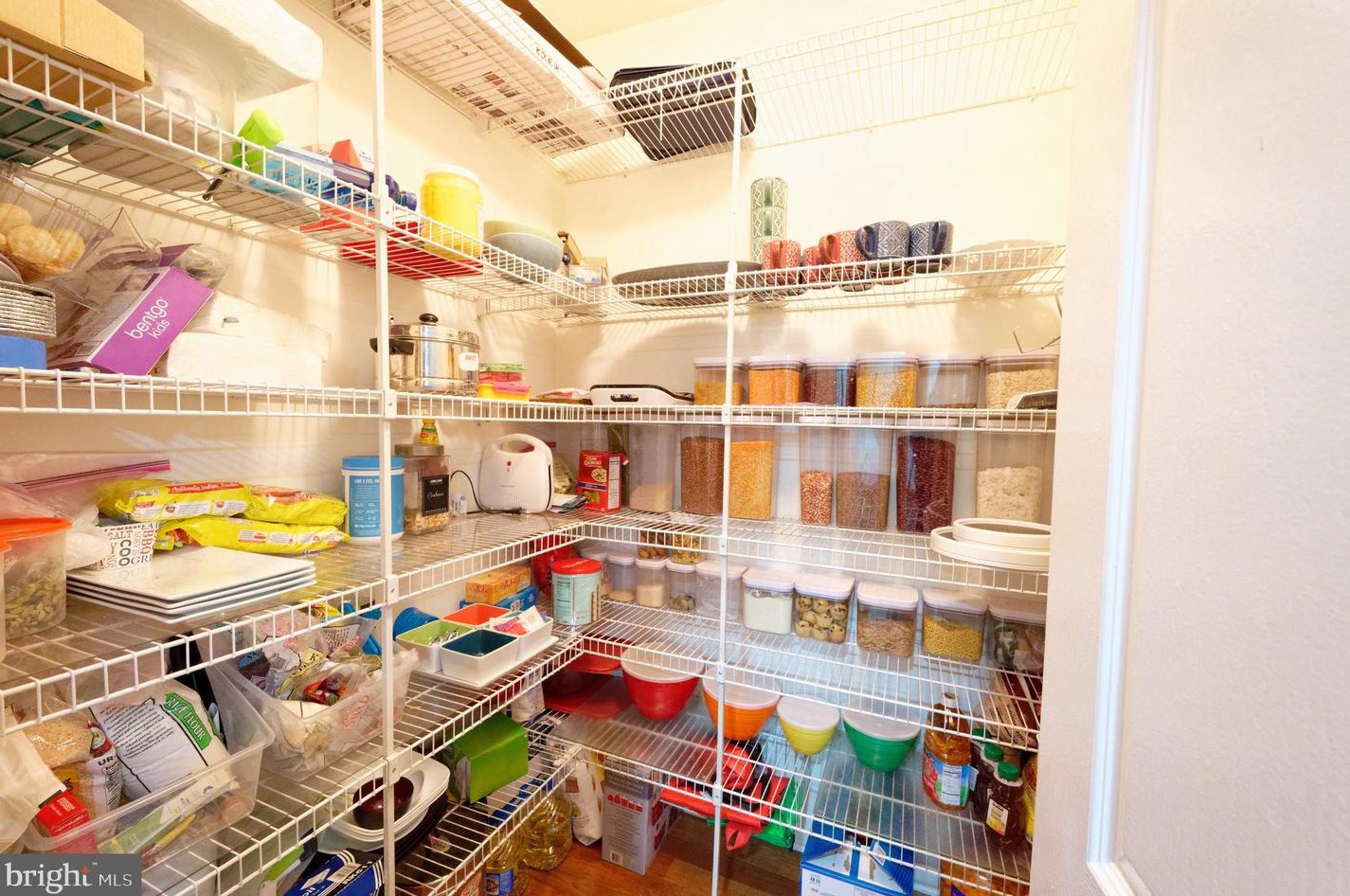 161 Applegate Dr, West Chester PA  19382-5587 exterior