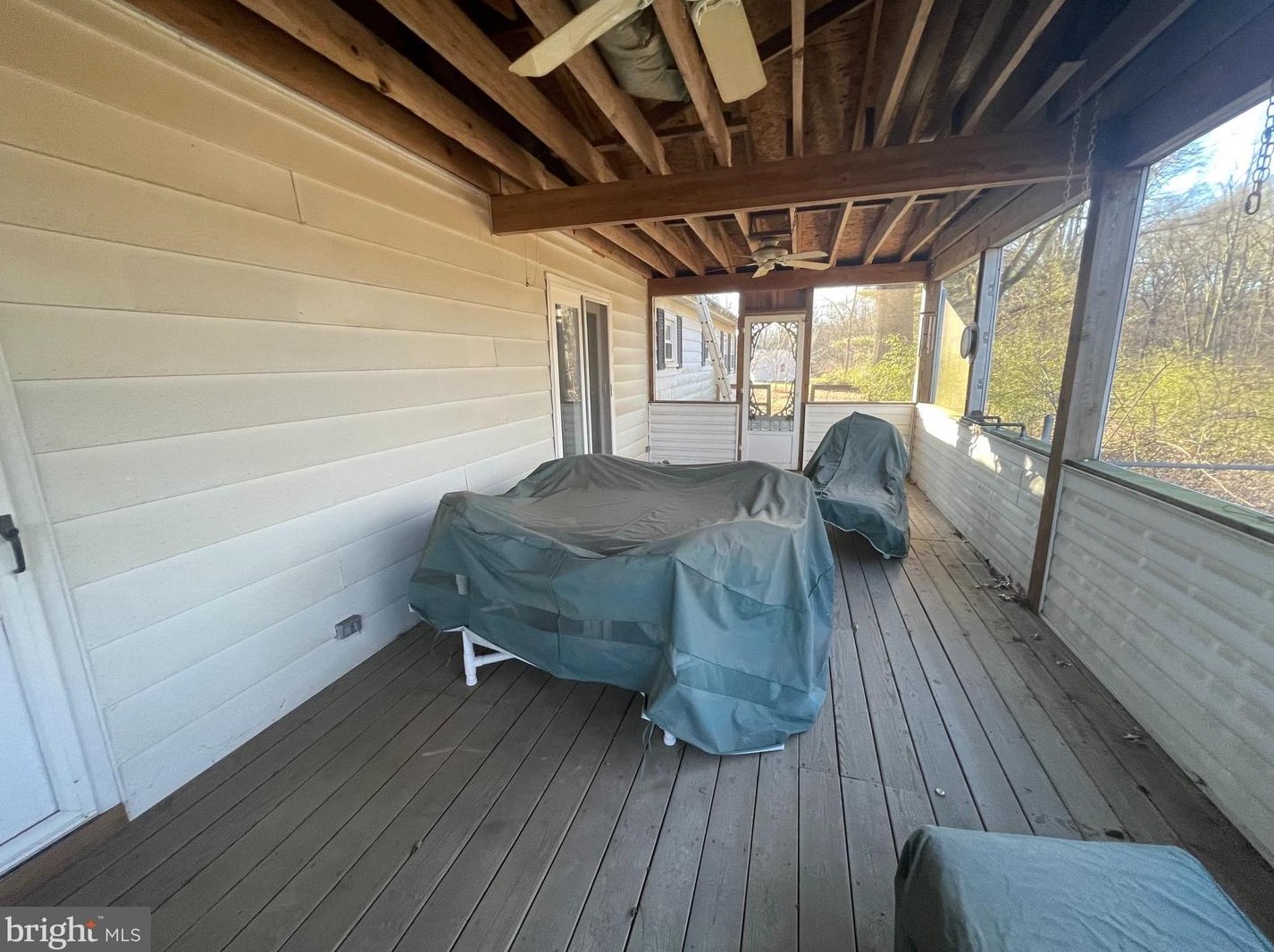 110 Scotts Ln, Oxford PA  19363-2506 exterior