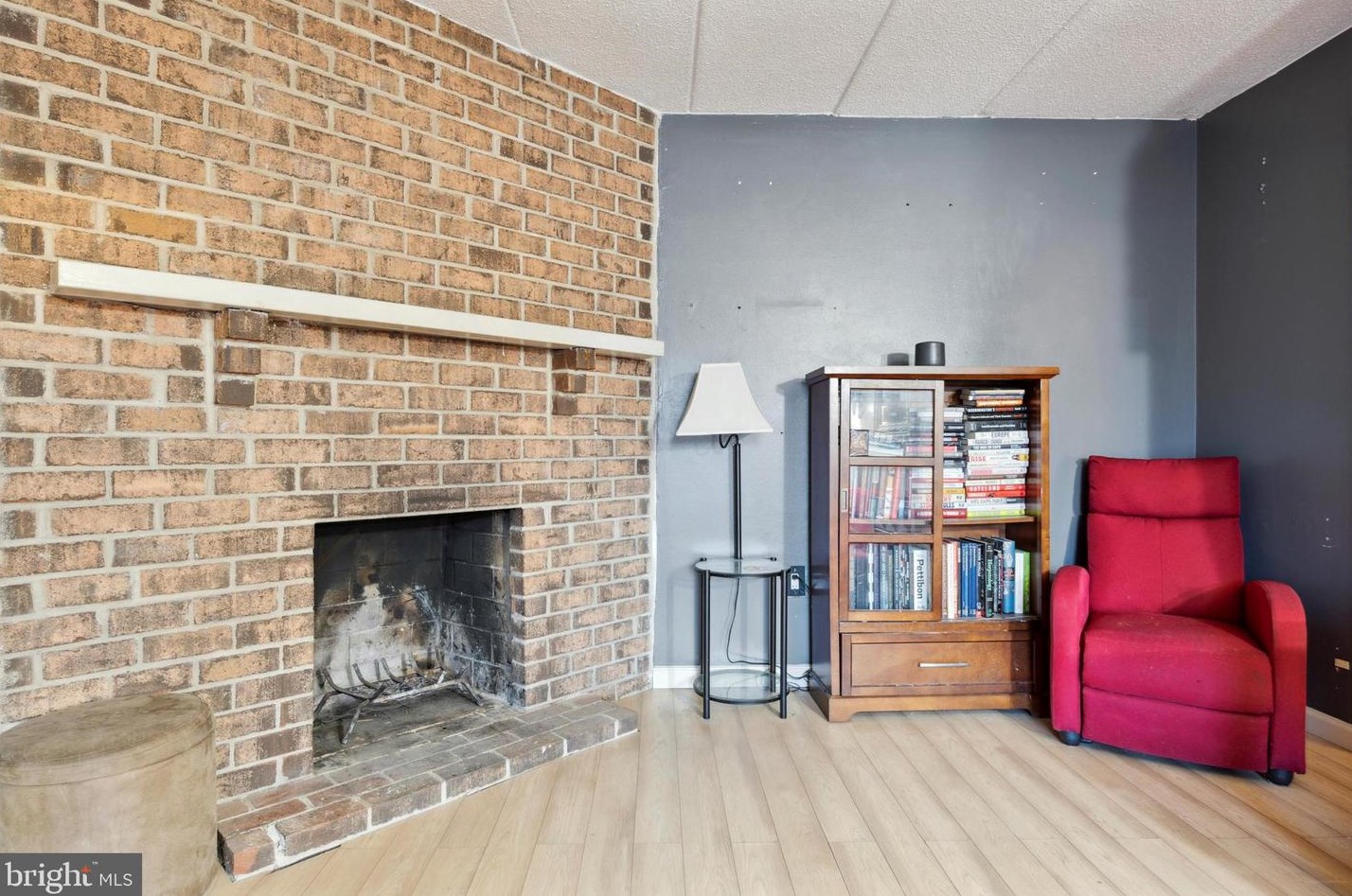1806 Valley Dr, West Chester PA  19382-6364 exterior