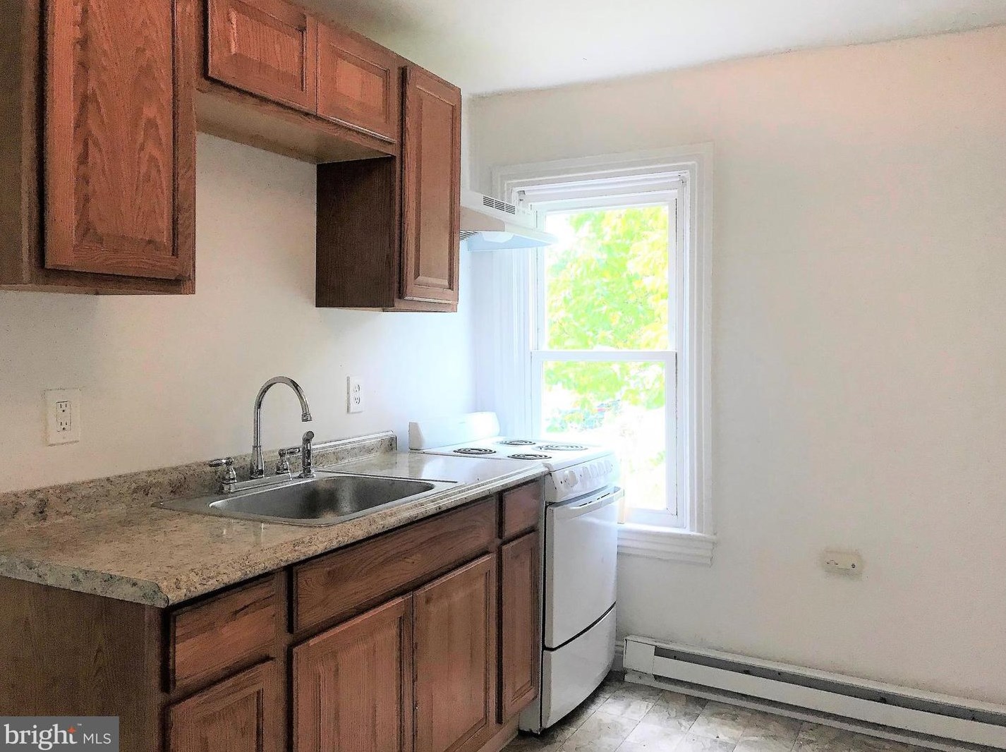 25 Pennsylvania Ave, Romansville PA  19320-3675 exterior