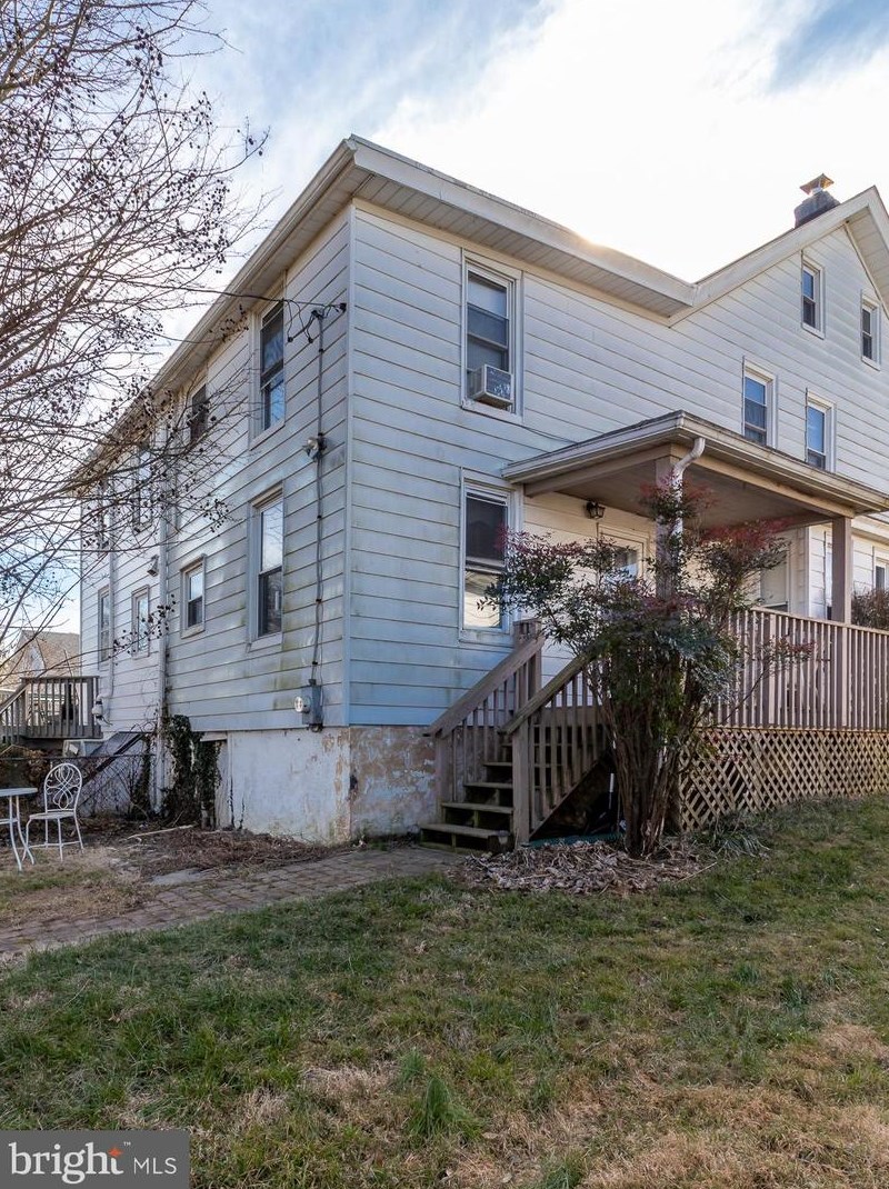 123 Chatham St, Avondale PA  19311-1137 exterior