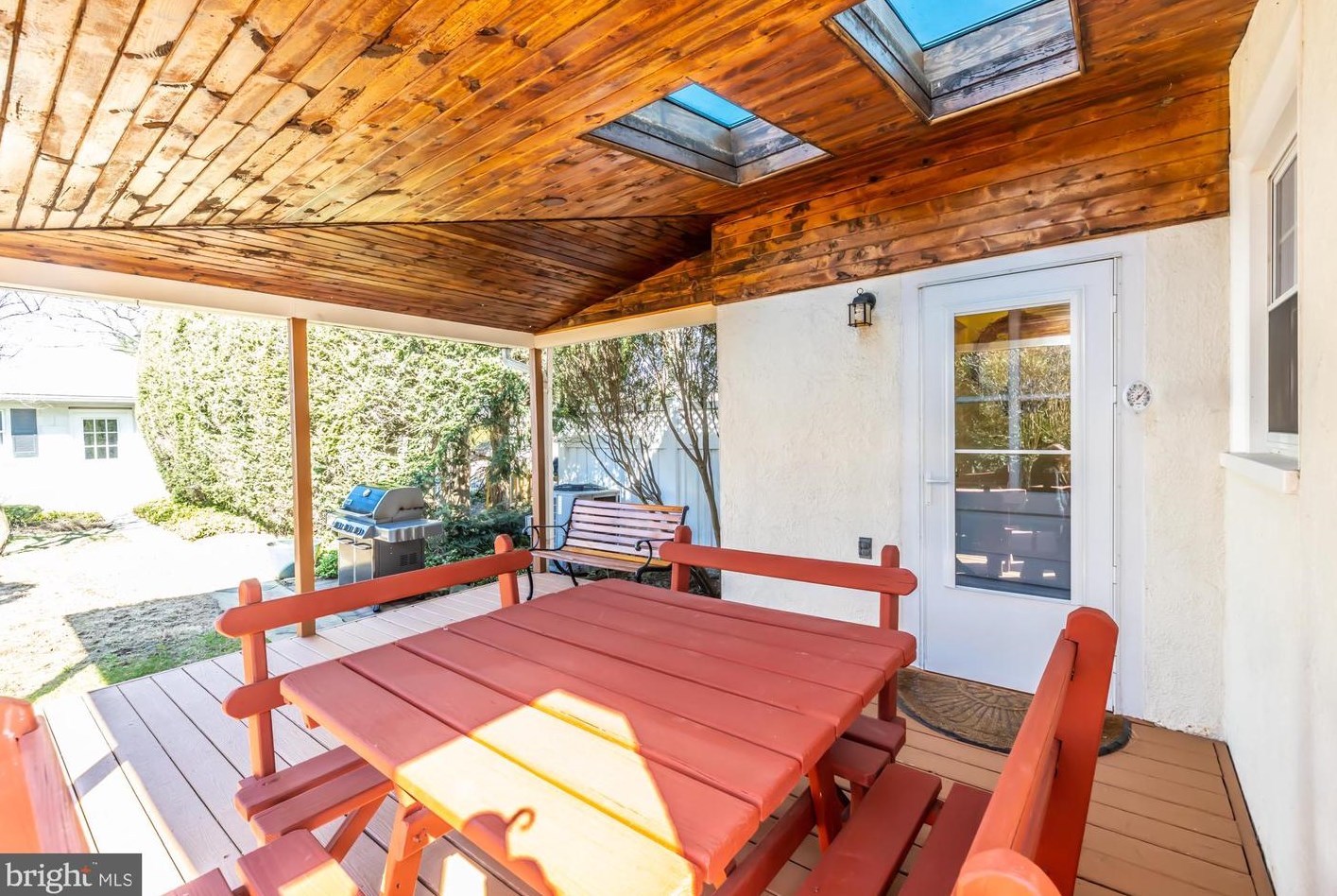 609 Sharpless St, West Chester PA  19382-3542 exterior