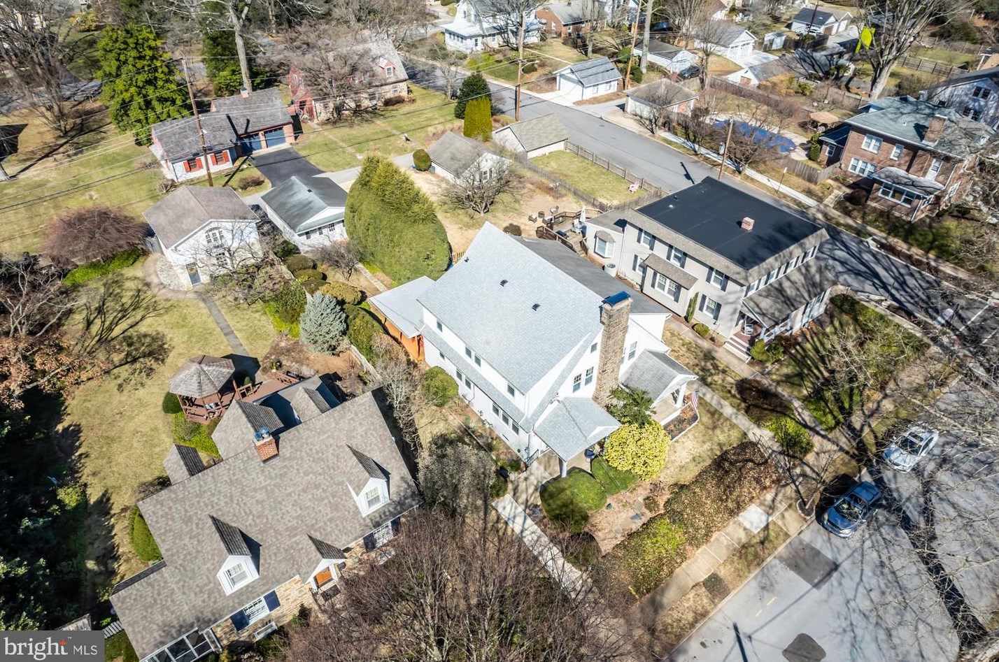 609 Sharpless St, West Chester PA  19382-3542 exterior