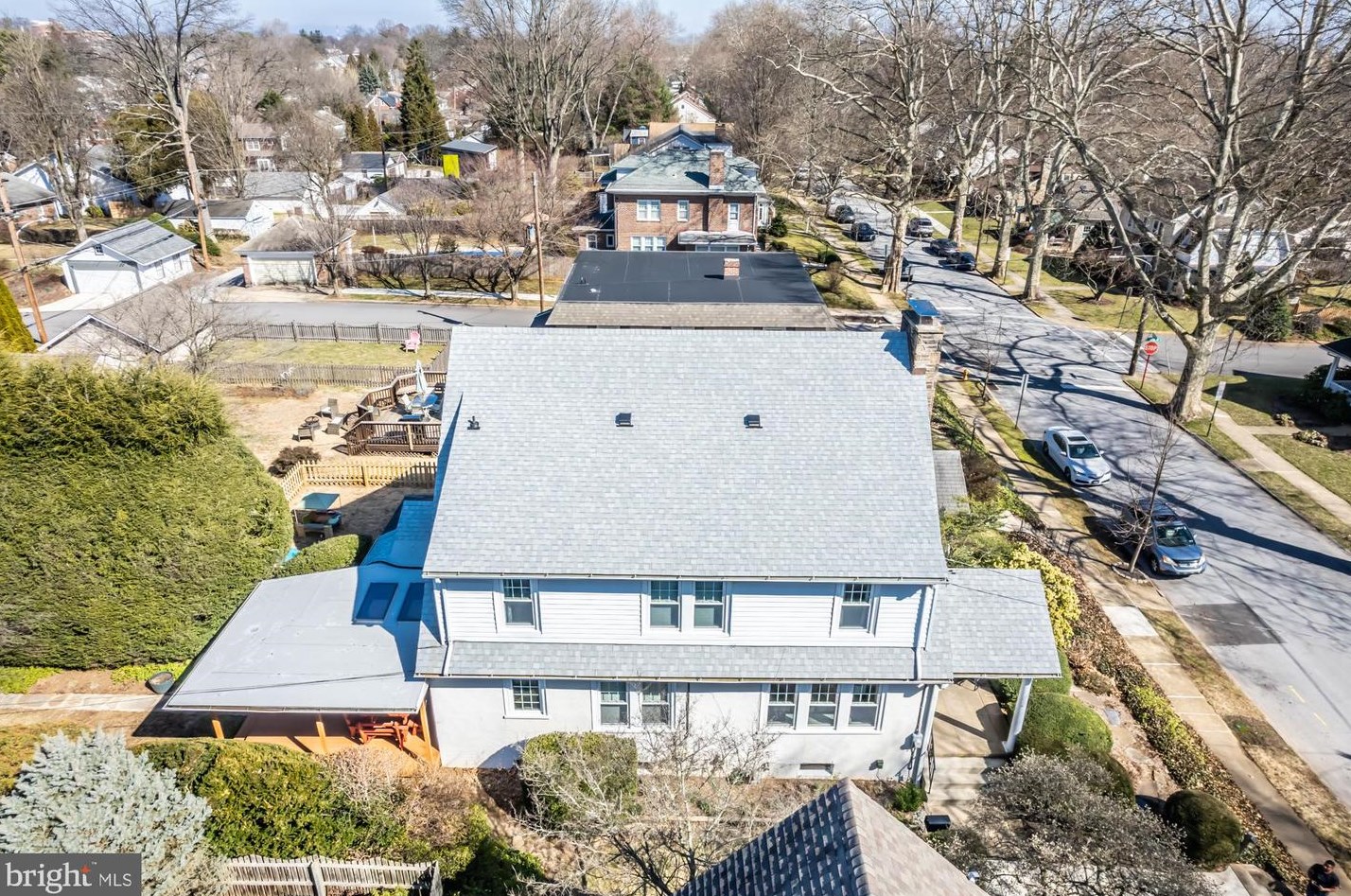 609 Sharpless St, West Chester PA  19382-3542 exterior