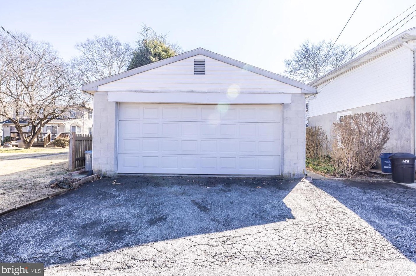 609 Sharpless St, West Chester PA  19382-3542 exterior