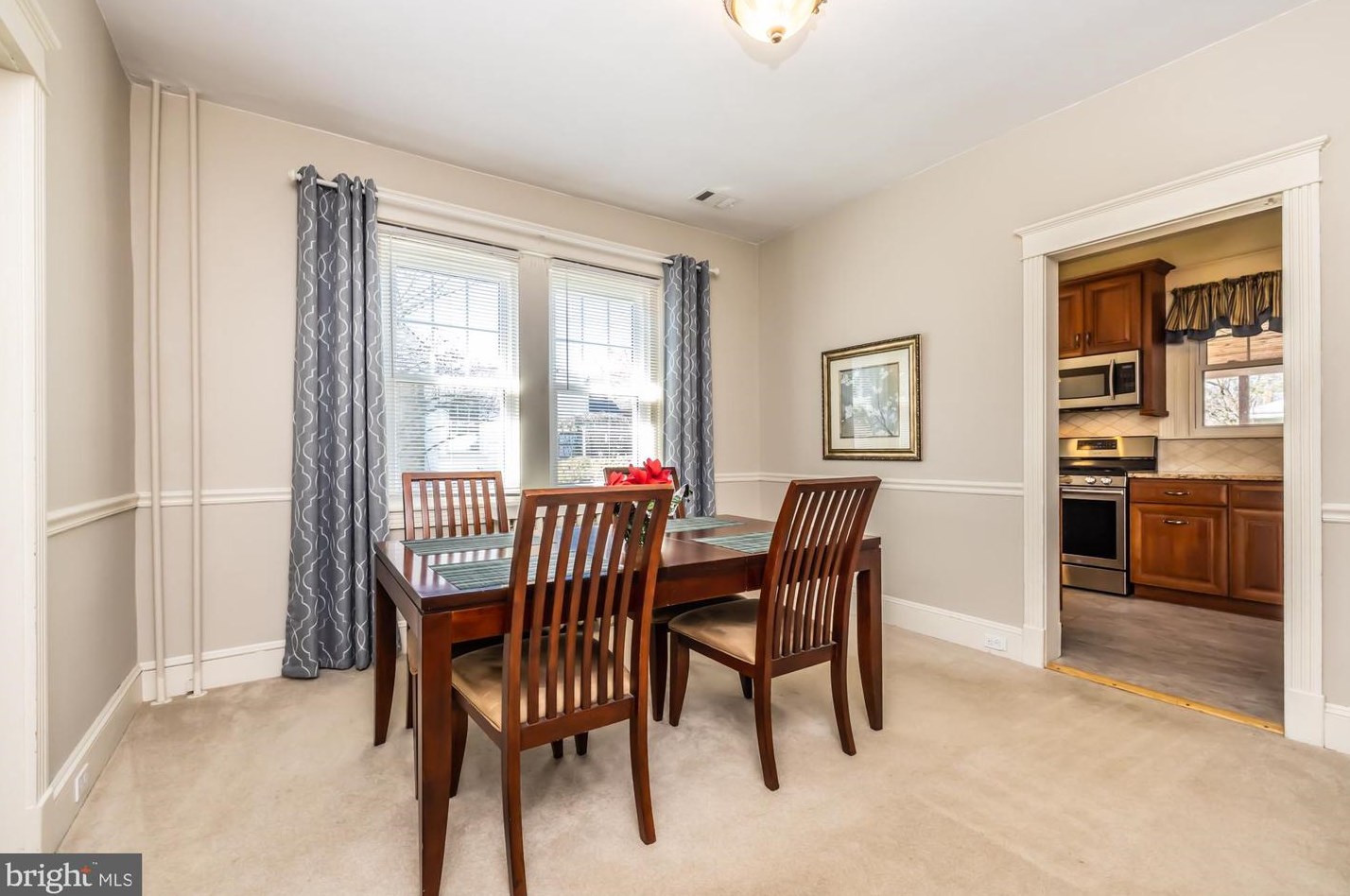 609 Sharpless St, West Chester PA  19382-3542 exterior