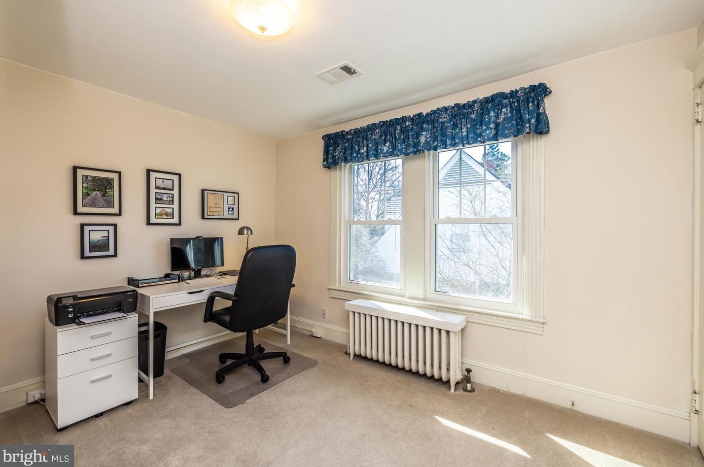 609 Sharpless St, West Chester PA  19382-3542 exterior