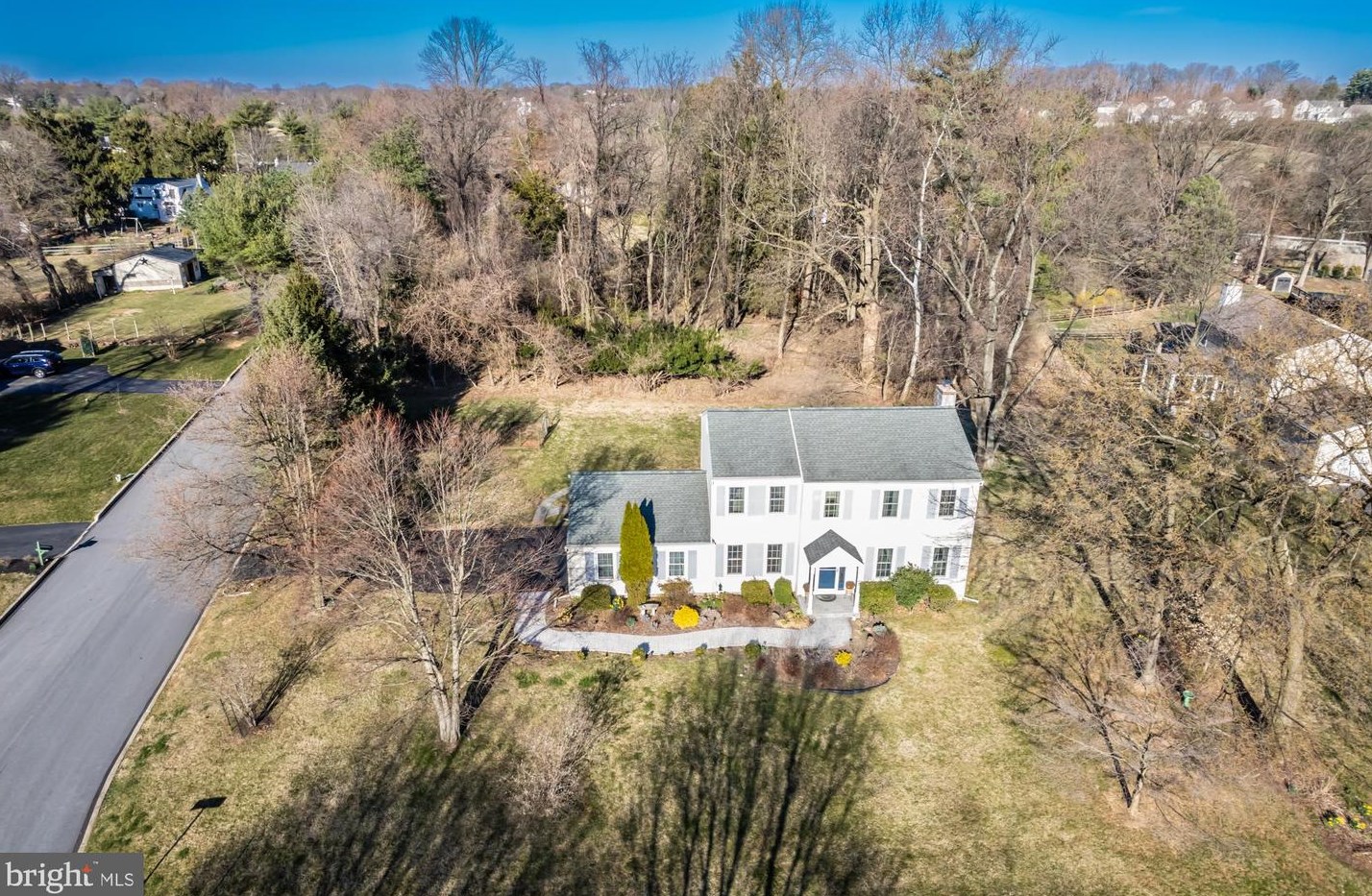 321 Courtney Cir, West Chester PA  19382-4871 exterior