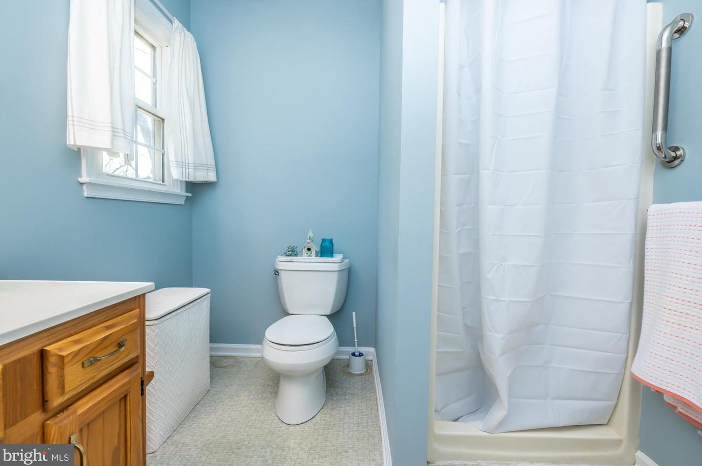 321 Courtney Cir, West Chester PA  19382-4871 exterior