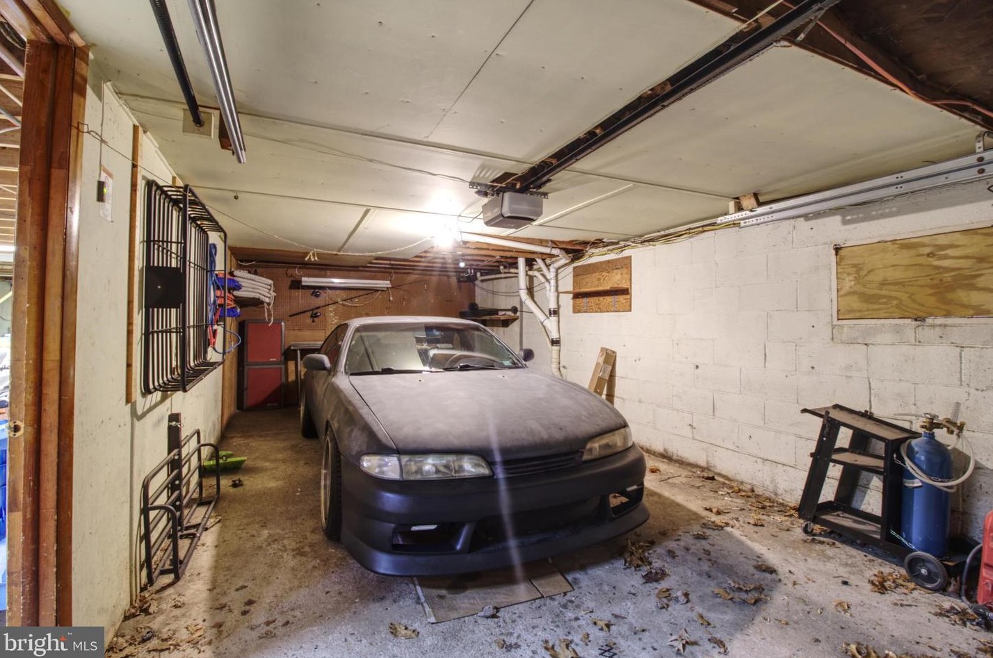 400 Brook Dr, Spring City PA  19475-2504 exterior