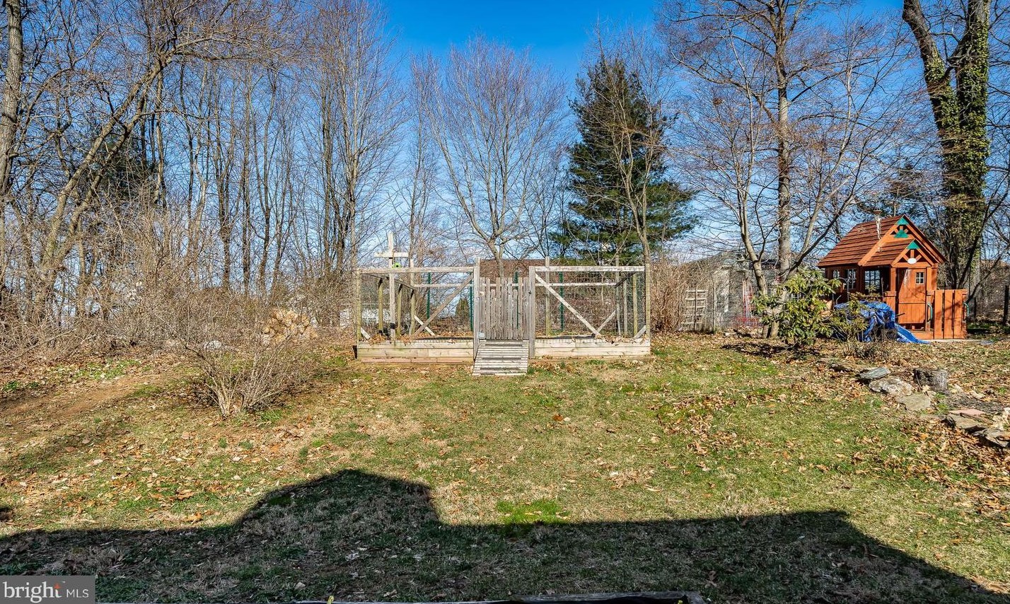 126 Denbigh Ter, West Chester PA  19380-2151 exterior