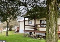 122 Dusk Dr, Nottingham PA  19362-9191 exterior
