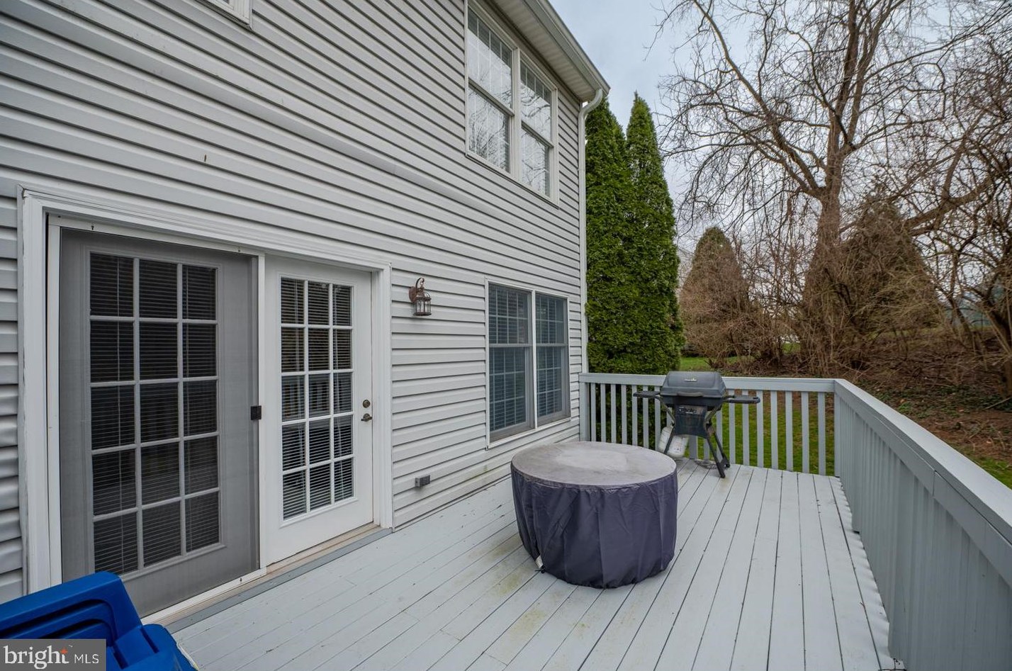 563 Saxony Dr, Exton PA  19341-2067 exterior