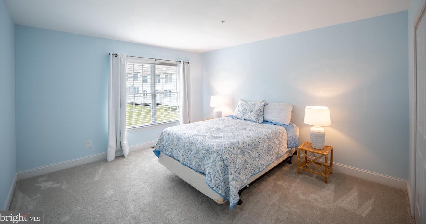 563 Saxony Dr, Exton PA  19341-2067 exterior