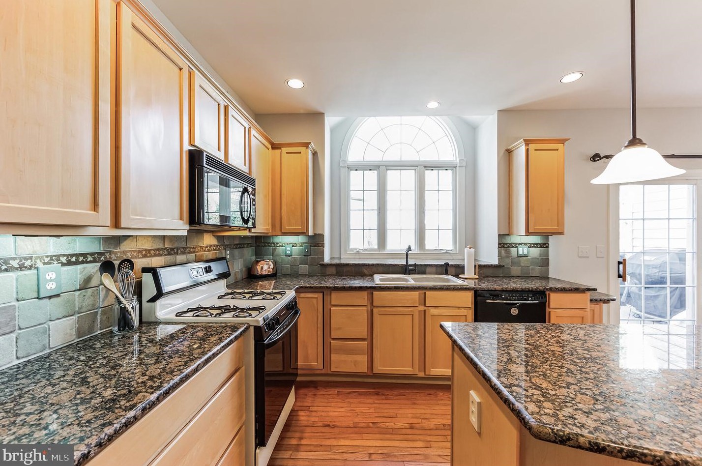 811 Kenmara Dr, West Chester PA 19380-2019 exterior