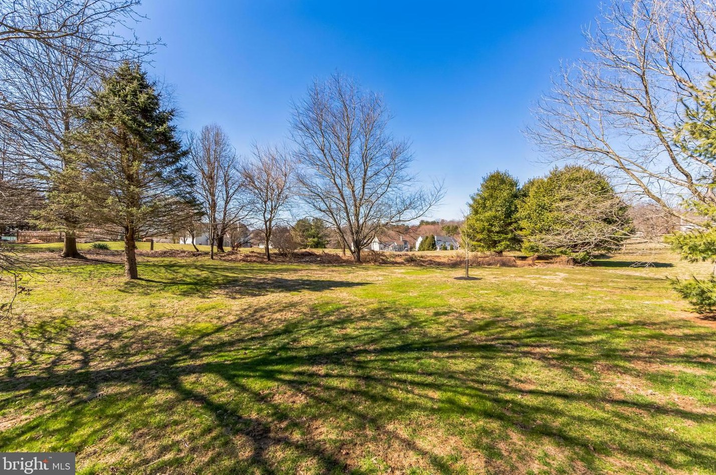 811 Kenmara Dr, West Chester PA 19380-2019 exterior