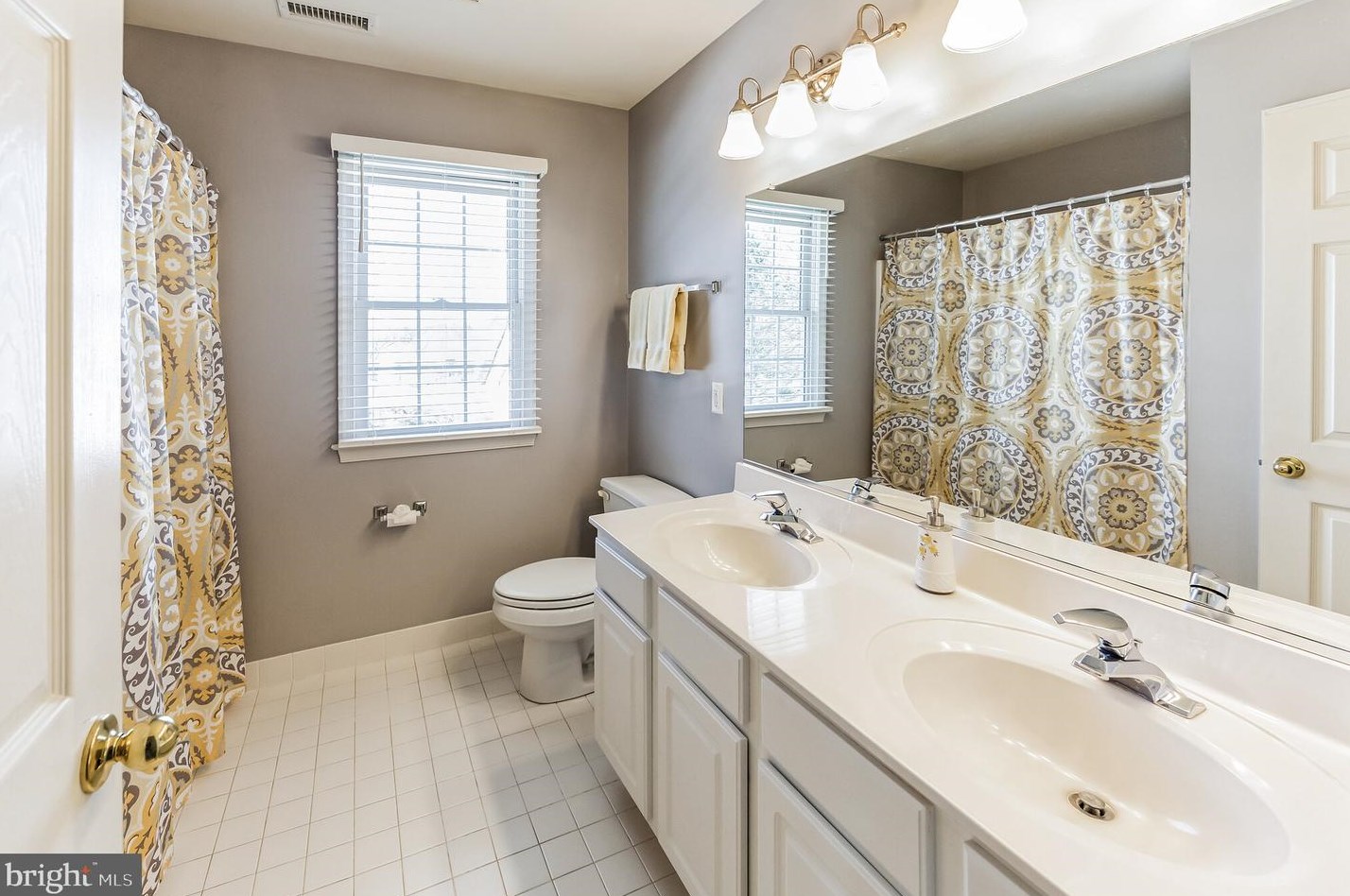 811 Kenmara Dr, West Chester PA 19380-2019 exterior