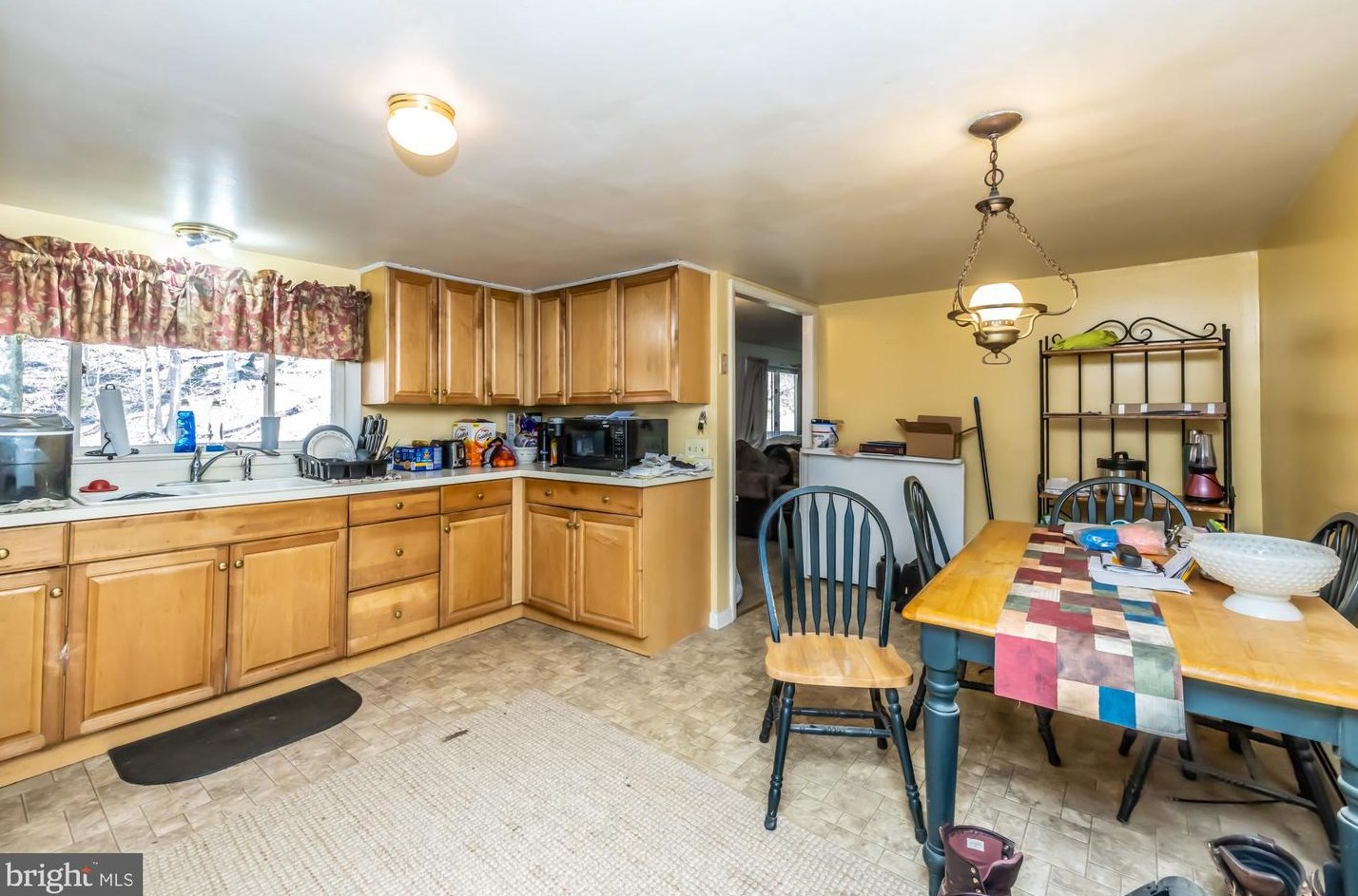 143 Pratts Dam Rd, Romansville PA  19320-1376 exterior