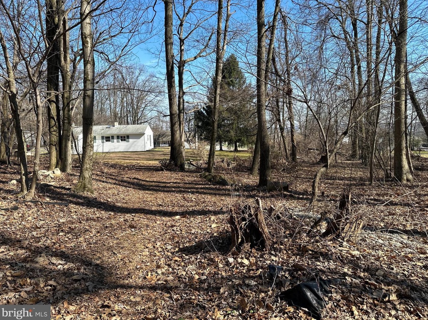 554 Twin County Rd, Honey Brook PA  19344-1323 exterior