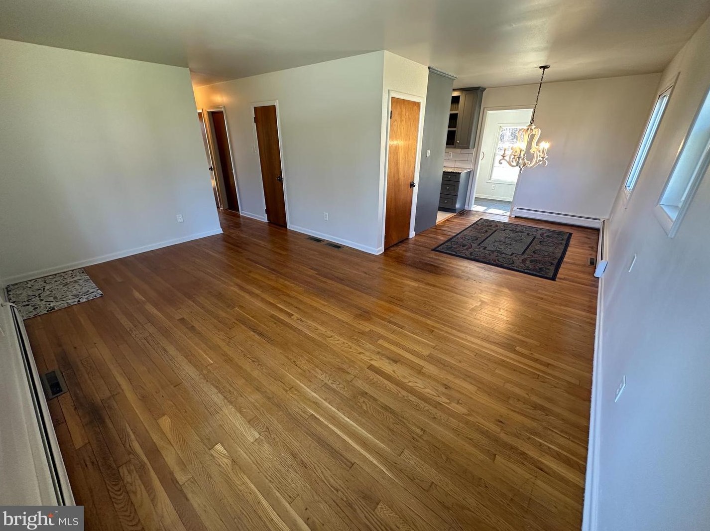 554 Twin County Rd, Honey Brook PA  19344-1323 exterior
