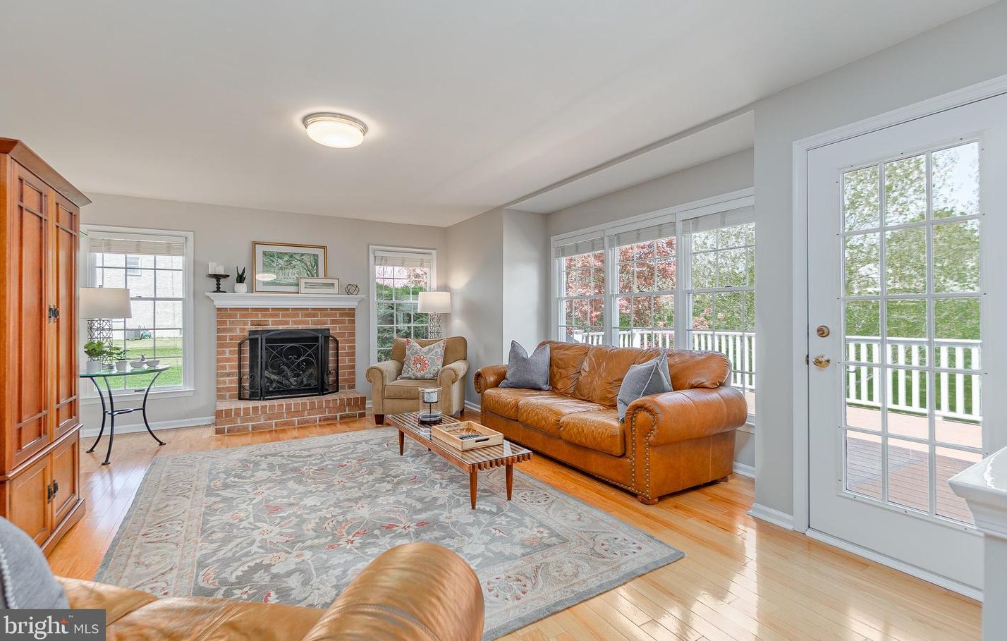 203 Southside Cir, Downingtown PA  19335-4428 exterior