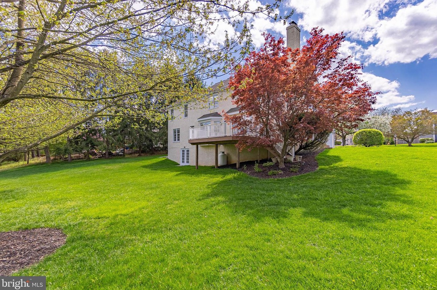 203 Southside Cir, Downingtown PA  19335-4428 exterior