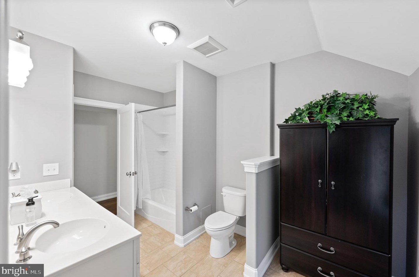 713 Grace Way, Exton PA  19341 exterior