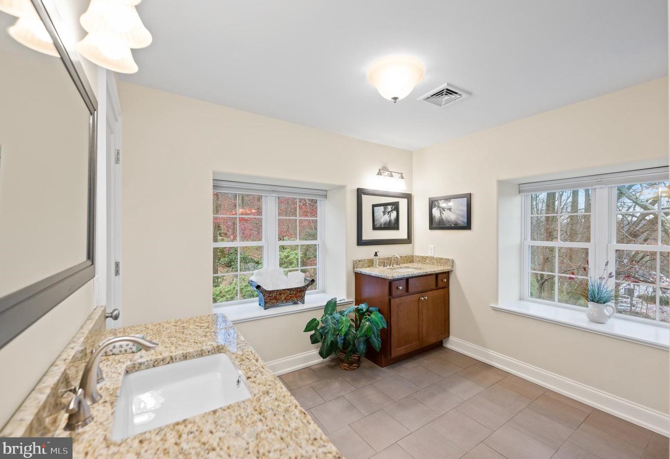 713 Grace Way, Exton PA  19341 exterior